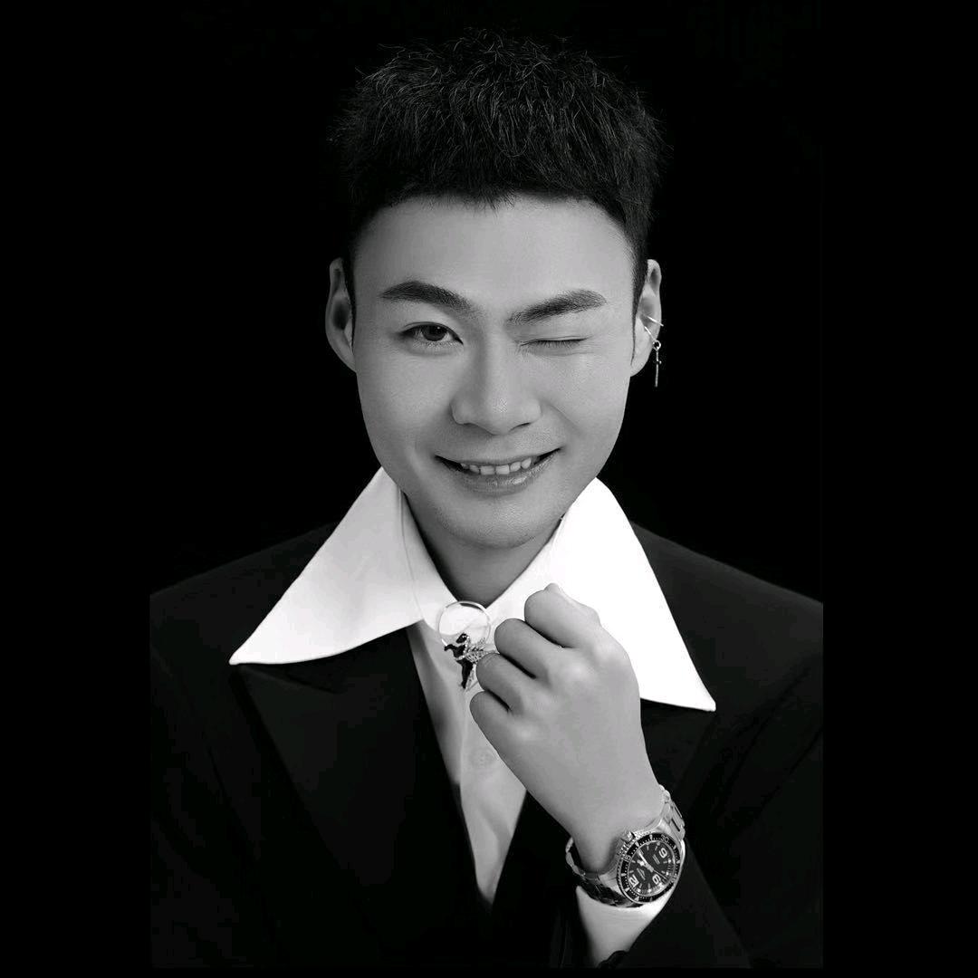 美纪影像   帅朋