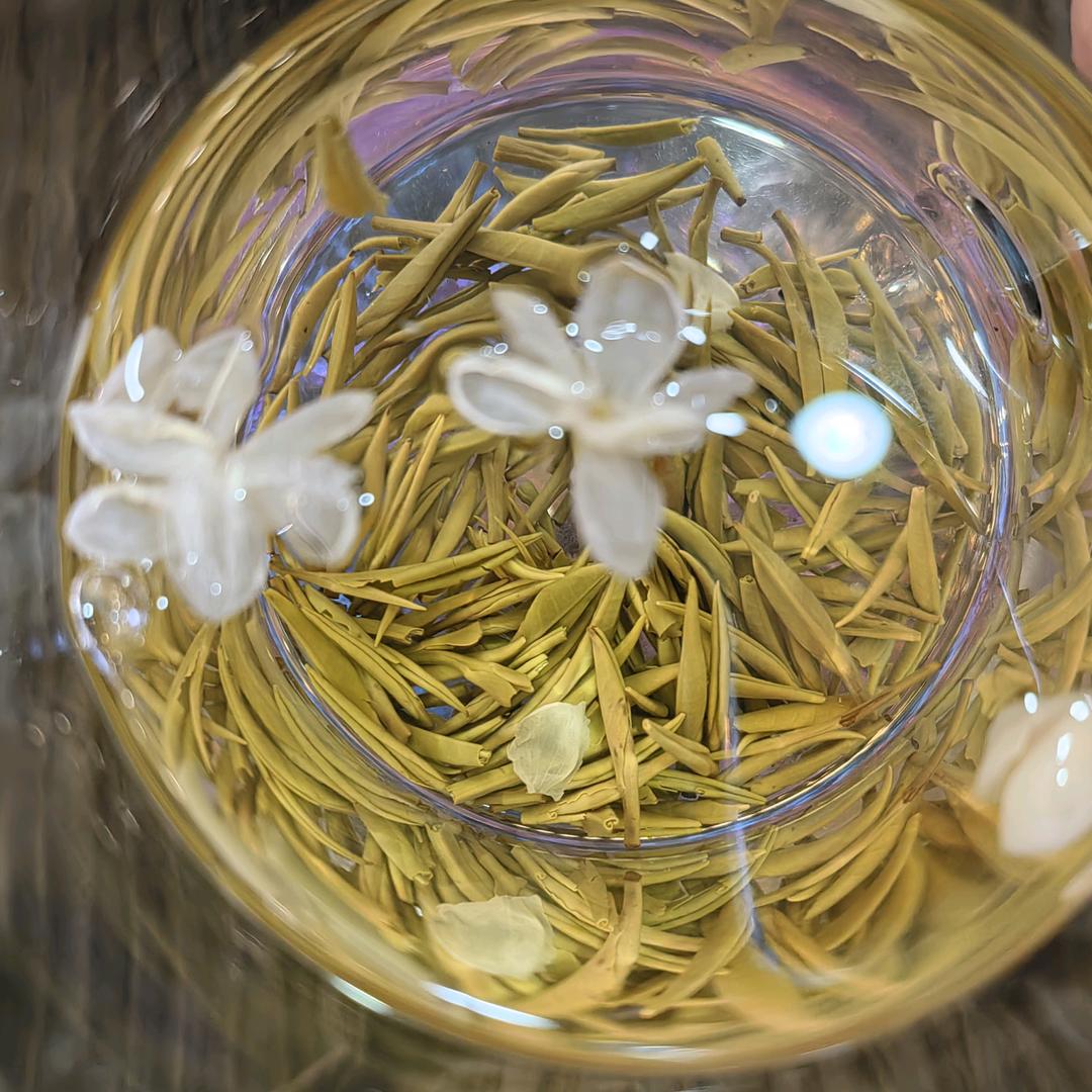 兰州城关区兰新市场太平洋城中门九万昌茶庄