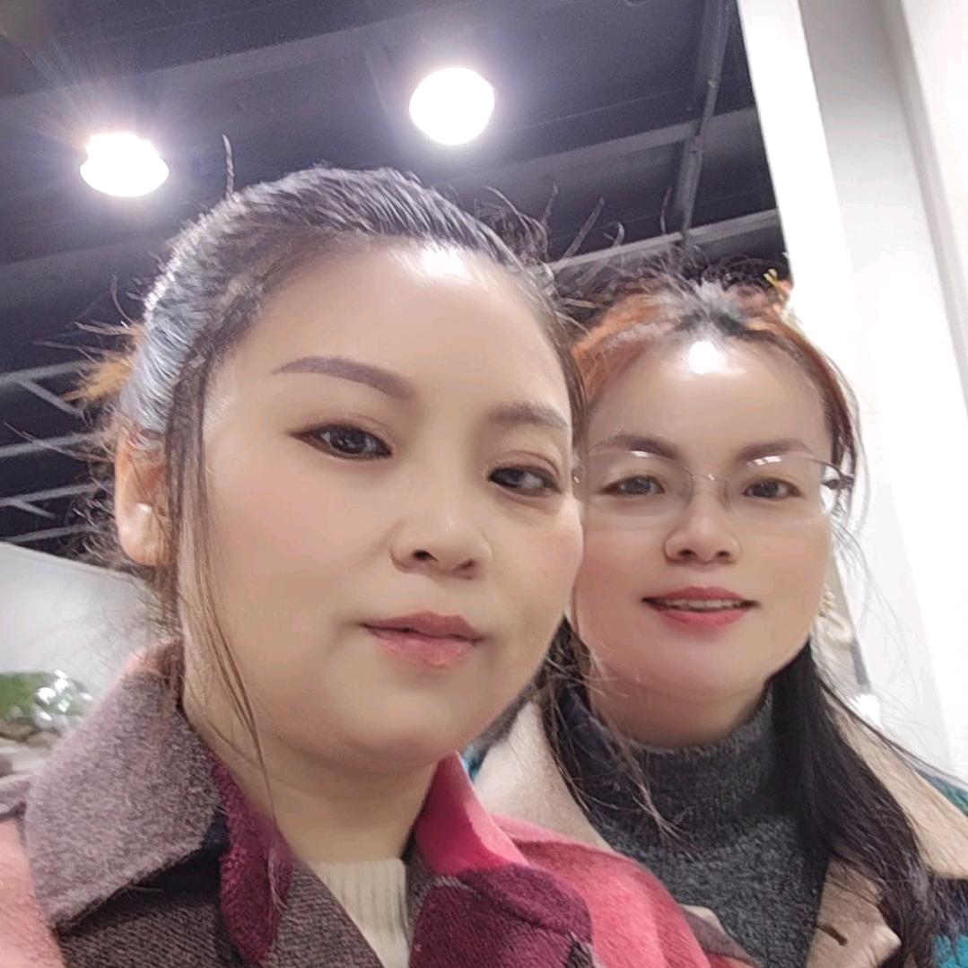 蔡甸百顺毛衣店
