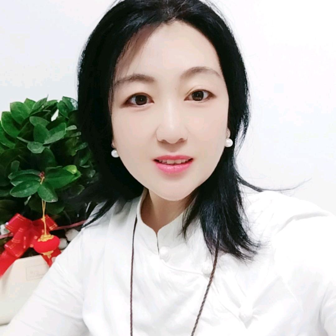 高级心理疗愈师沐芳