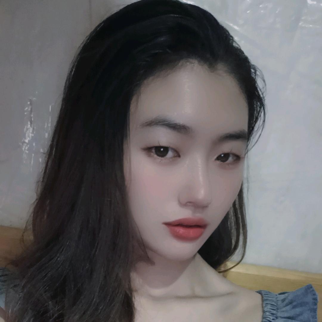 🚬七七 好困💕