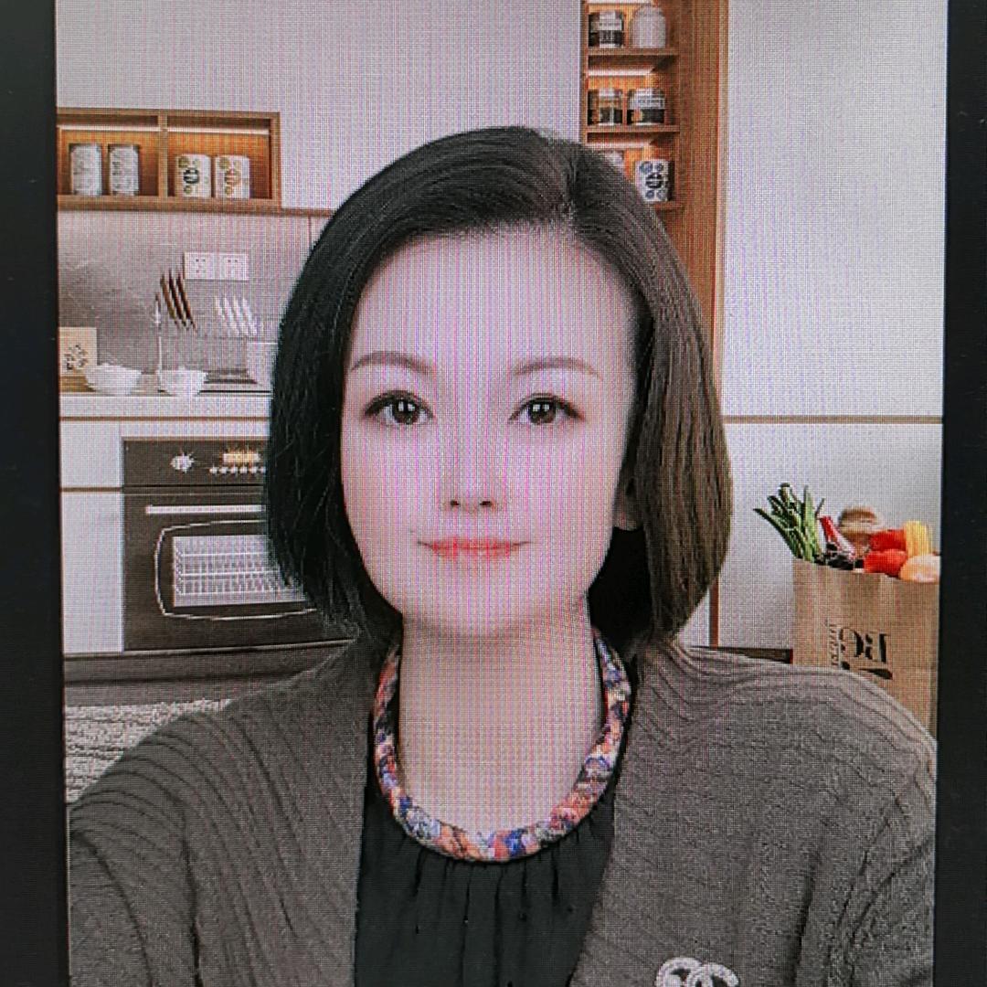 娜妮大掌柜来了
