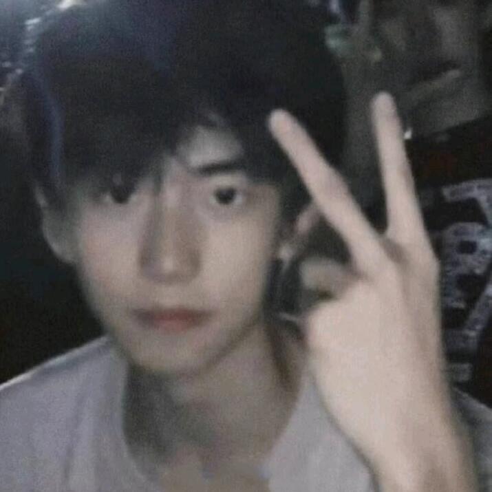 栋.