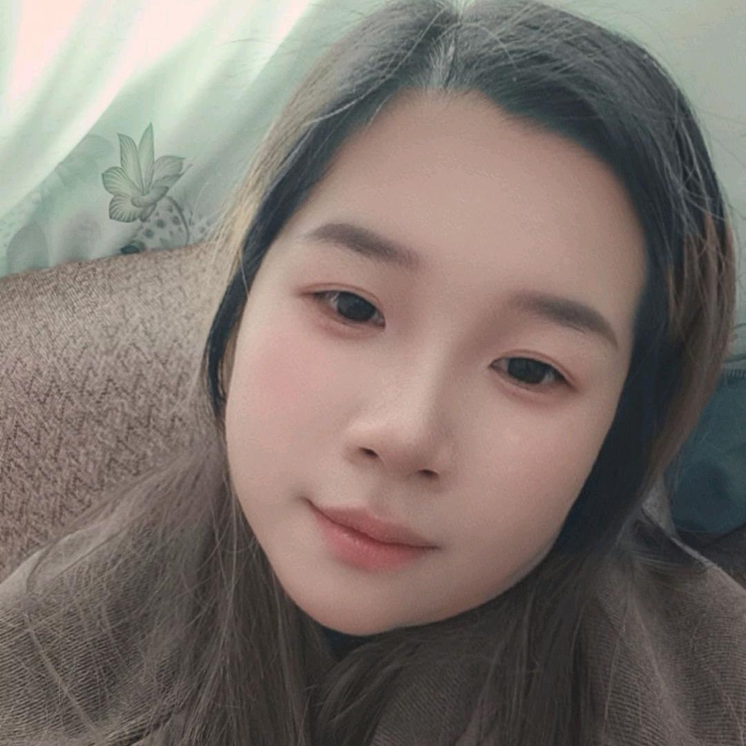 Zhᗜongྀི