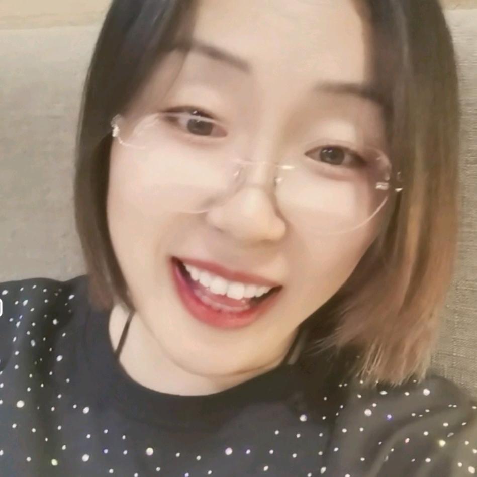 淑时尚(图书馆宿舍店)官方号