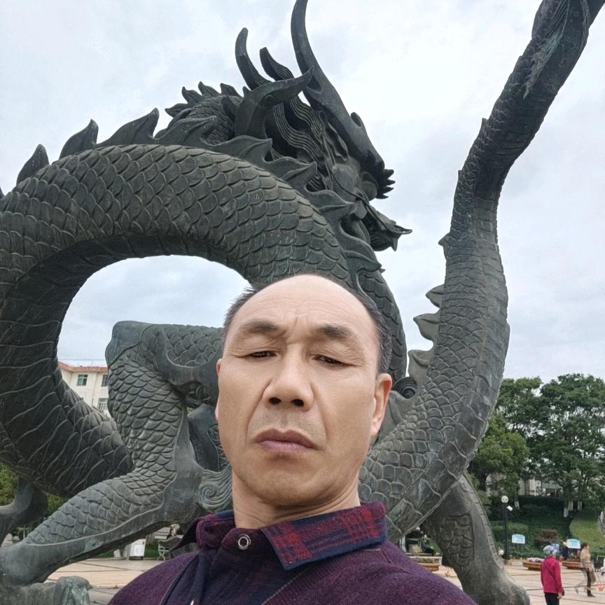 方林东云南曲靖师宗彩云足法我是，百手起家