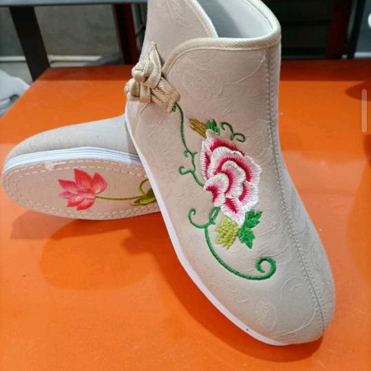 福莲旺寿鞋厂家