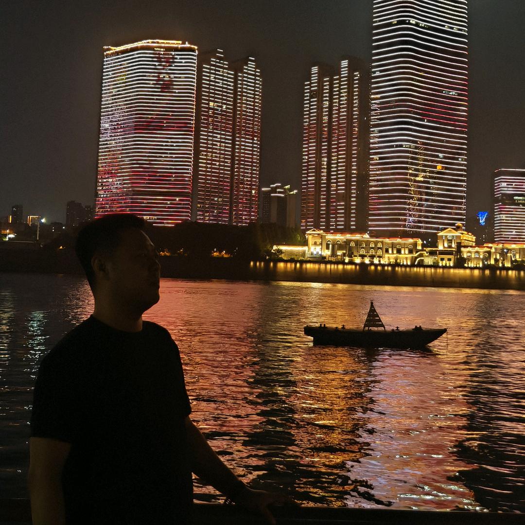 海的尽头是草原