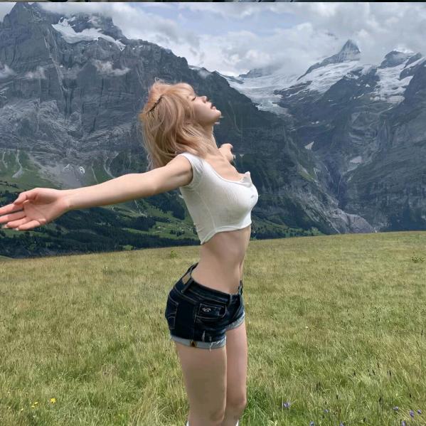 Sakura..