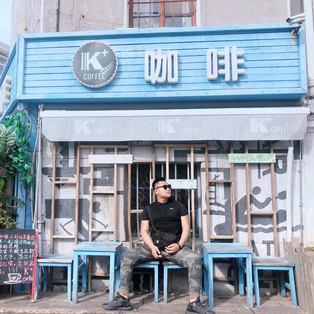 周傲