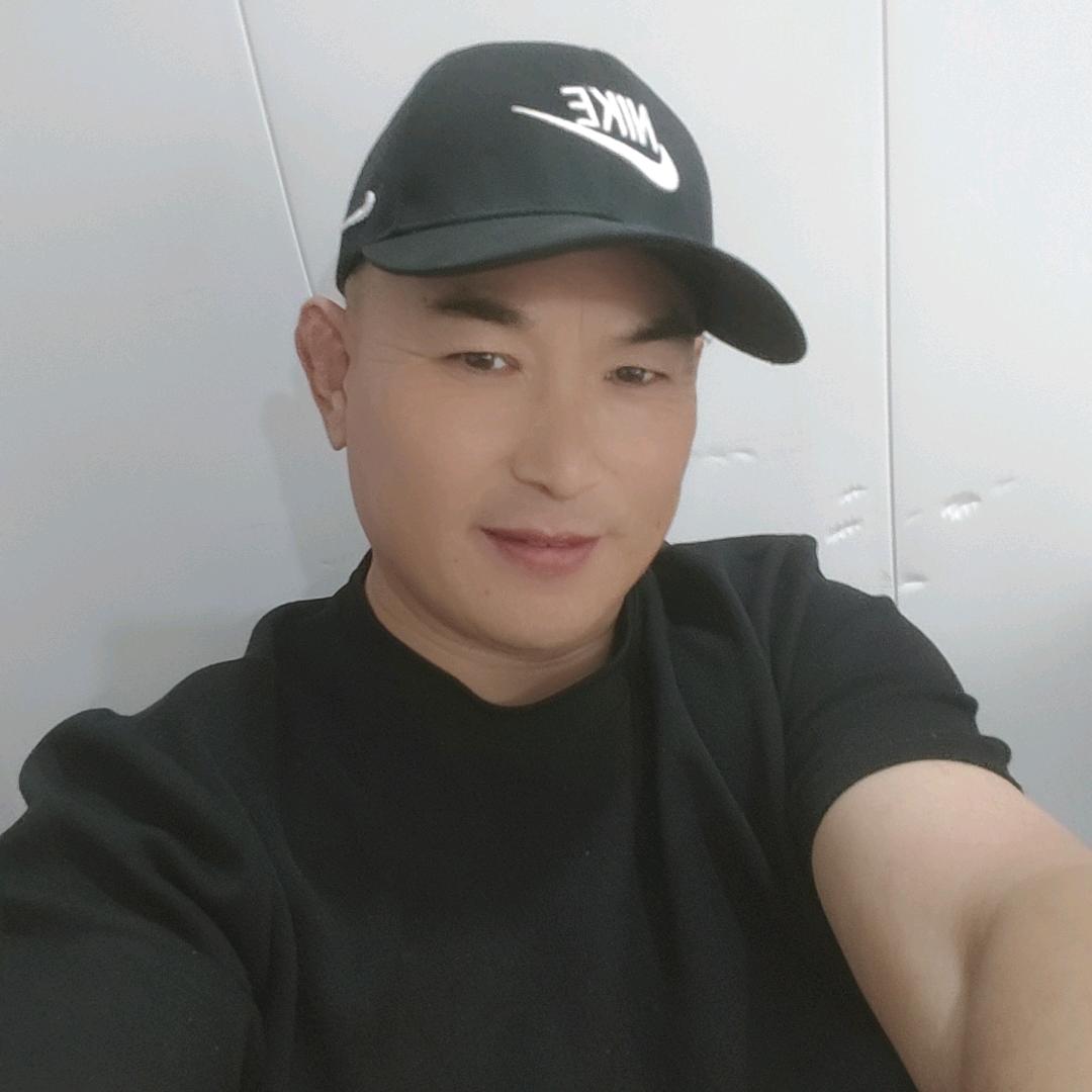 平凡的雷哥