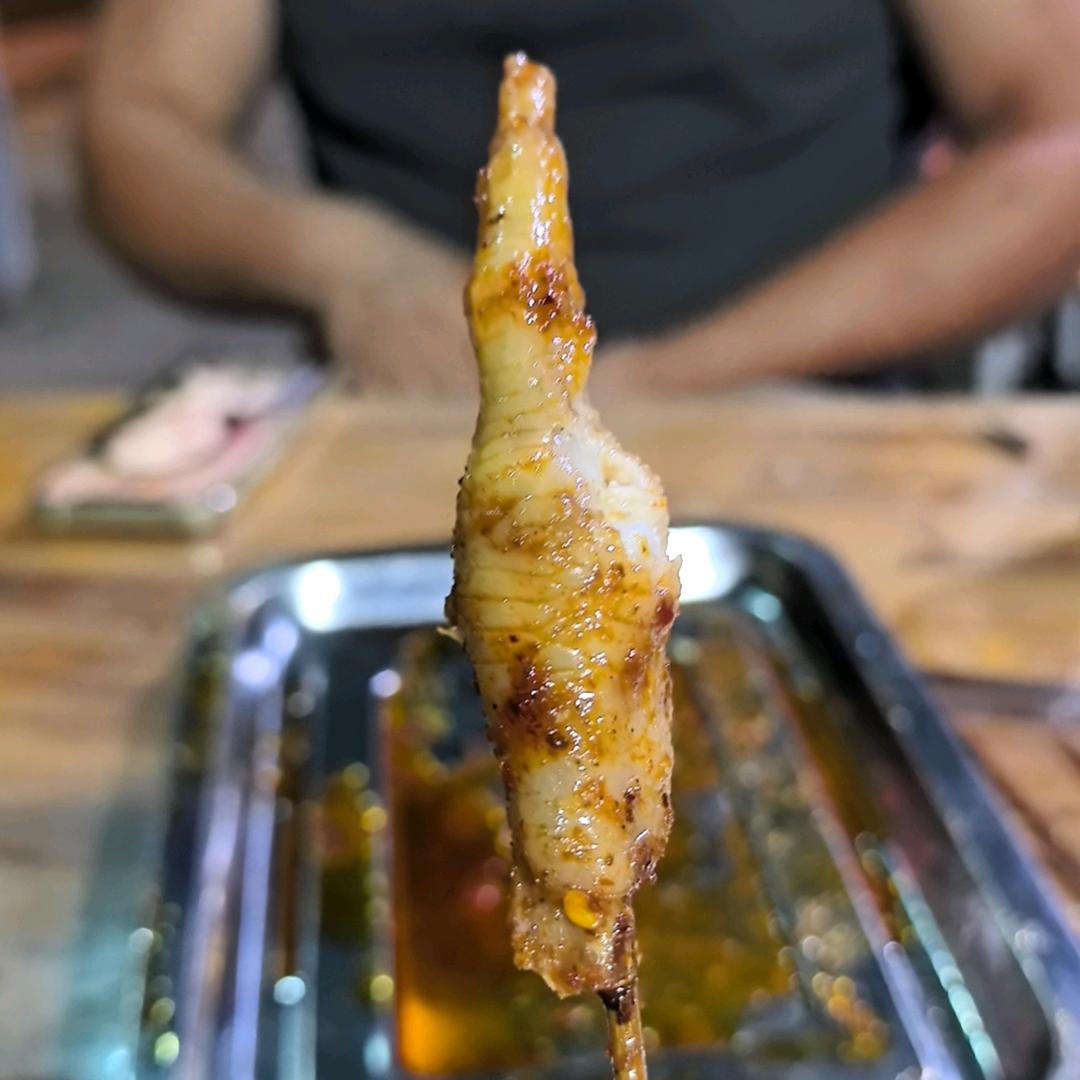 不经他人苦    莫劝他人善