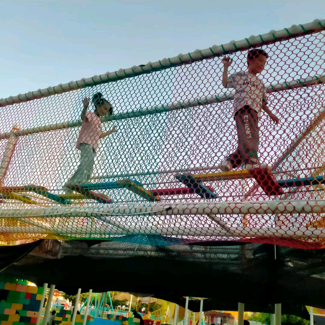 一笑而郭，顺理成张