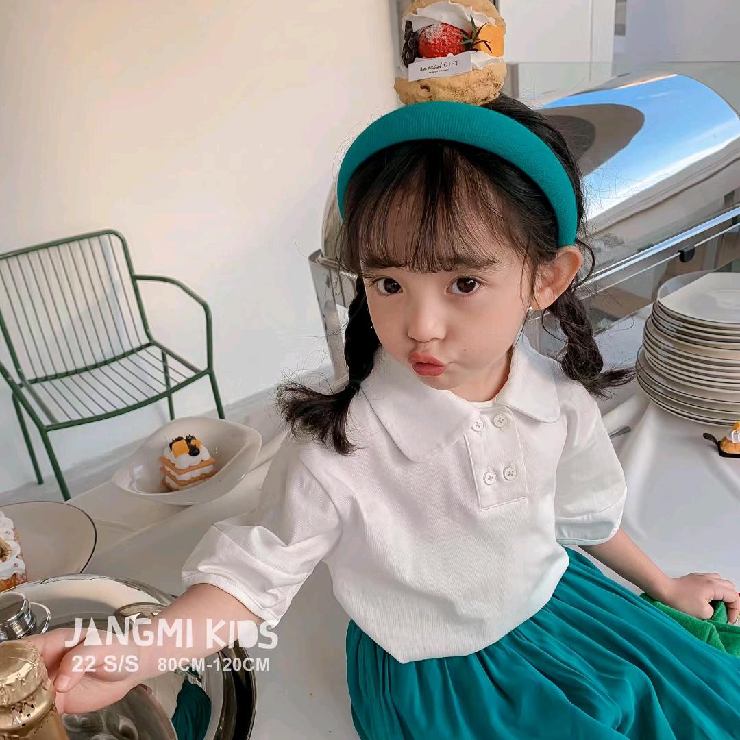 广州市白云区新市小猪童堡服装店