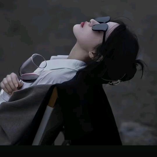 关关 🧚‍♀️