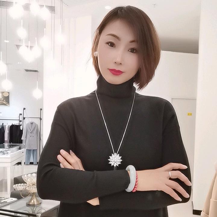 芝芝橱窗