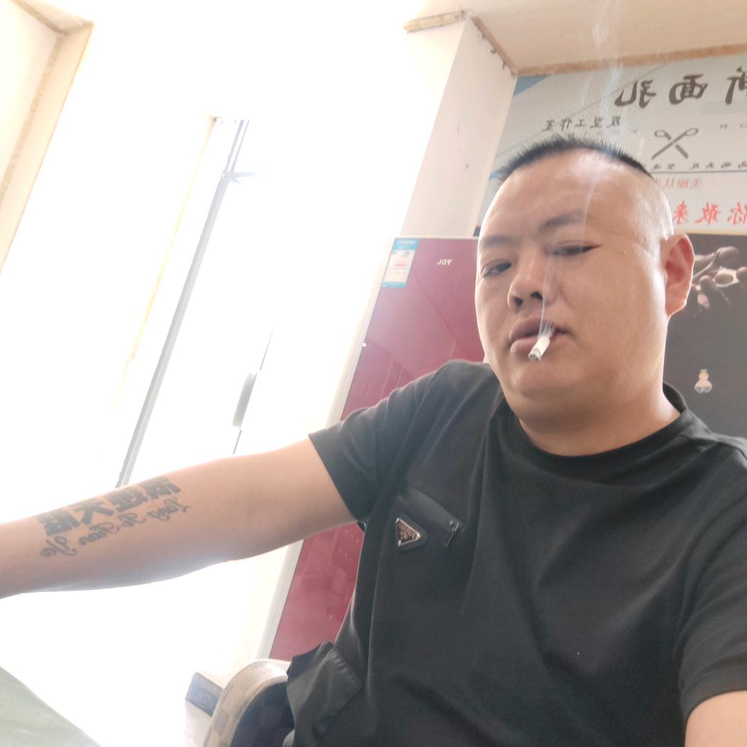 泥工管理班组杨得生