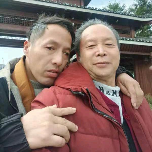 广西三江县侗族小李儿