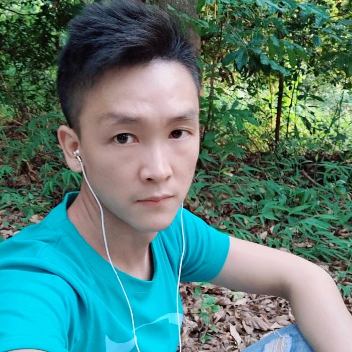 雨季淋听那浪漫的旋律