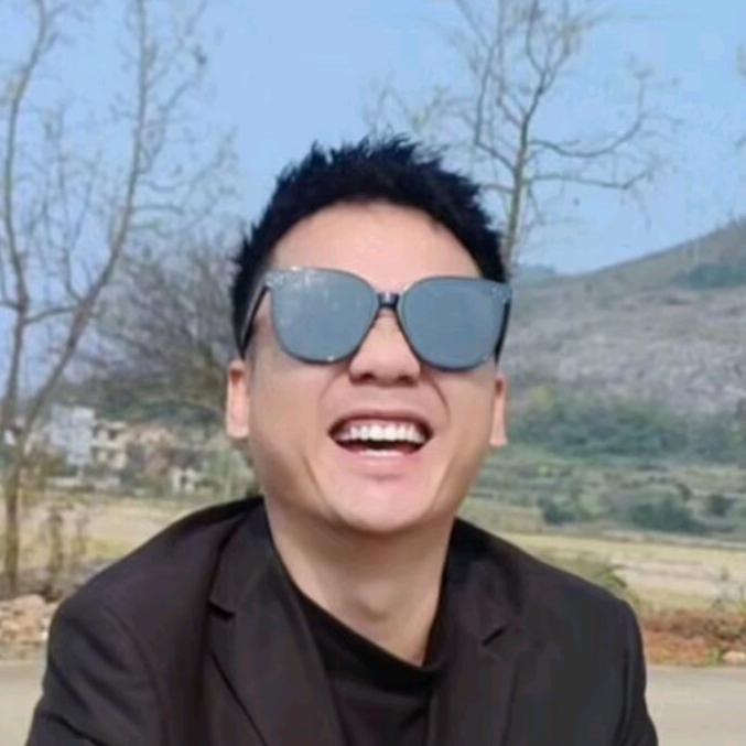 旷旷