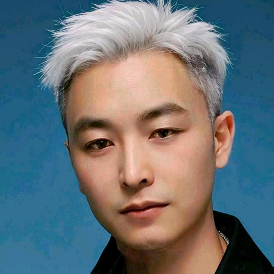 嘴角残存的笑