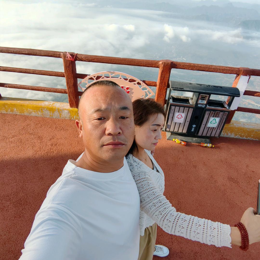 雯雨张d(ŐдŐ๑)