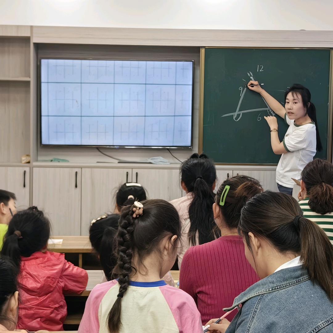 滨州书元写字张老师