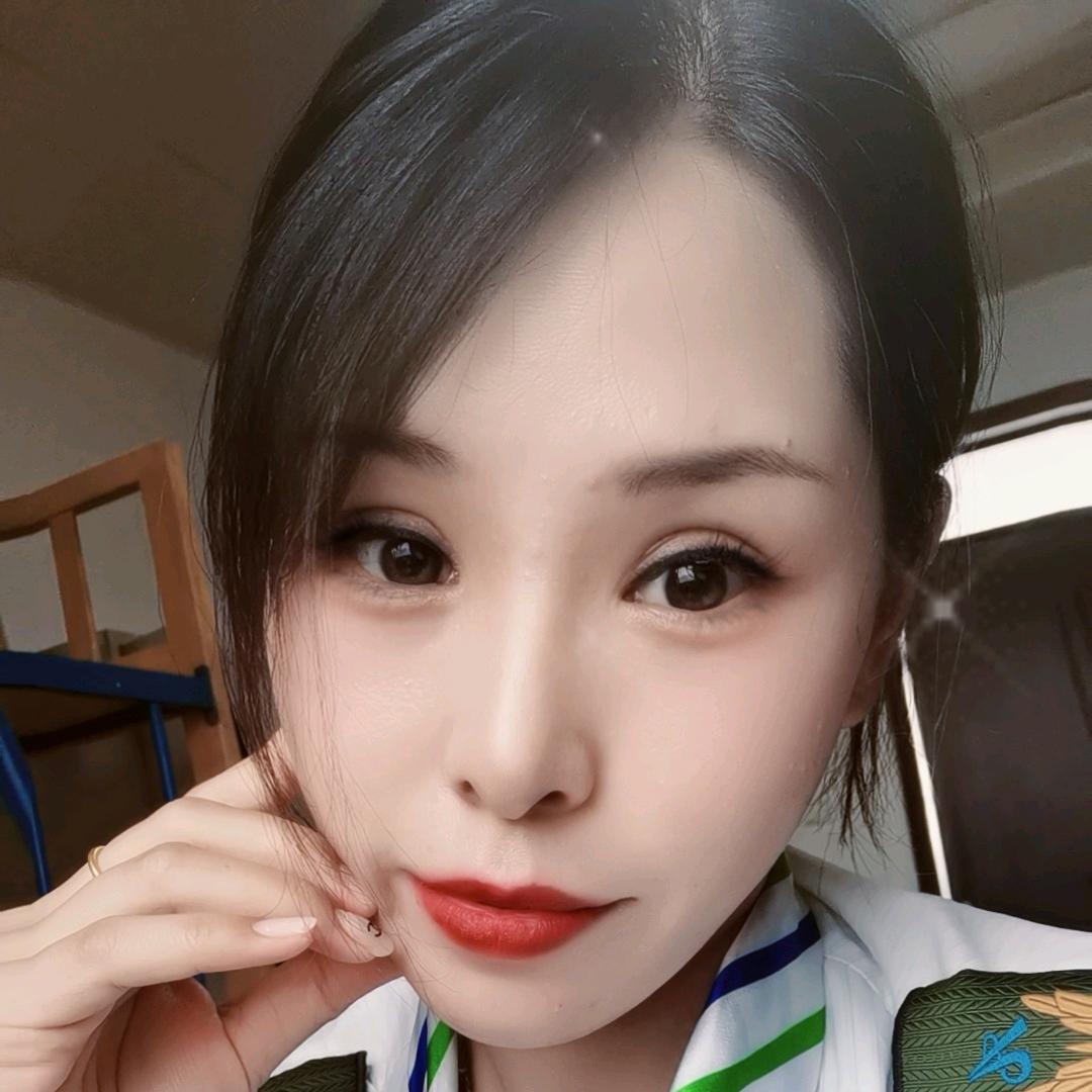 🌹王不漂亮🌹(橱窗里有好物)