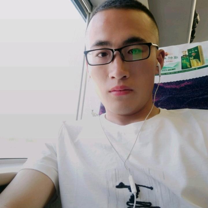 爱钓鱼的小李