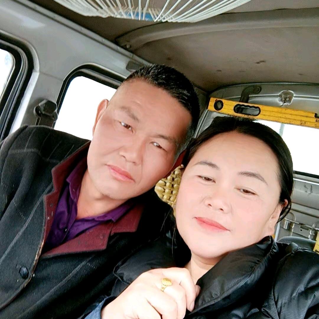 没事我们聊聊天