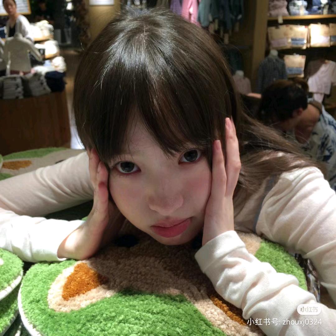 715
