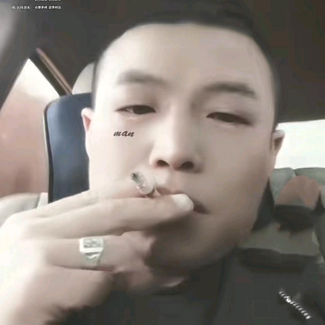 ༄༊虎牙哥哥༊࿐