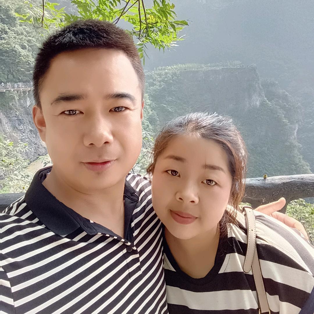 常德桥南欧尚汽车真皮座椅 脚垫 顶棚翻新