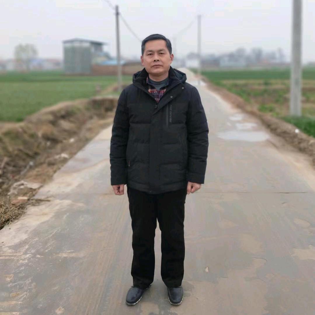 爱唱歌的峰哥