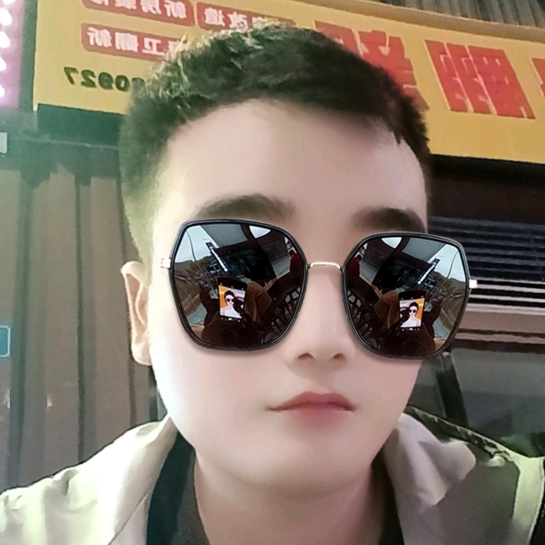 小凡凡