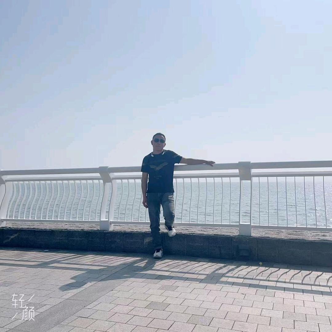 向伴