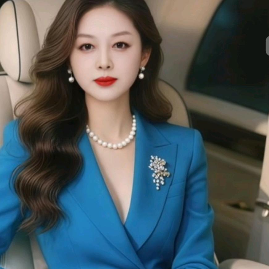 嚣张野蛮霸道总裁😛😛😛