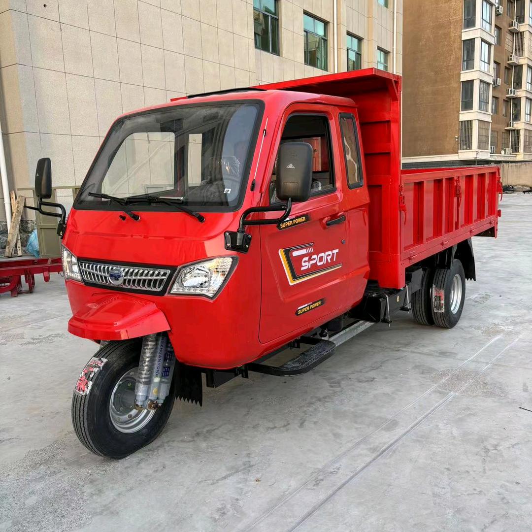 青姐四缸汽油柴油三轮车