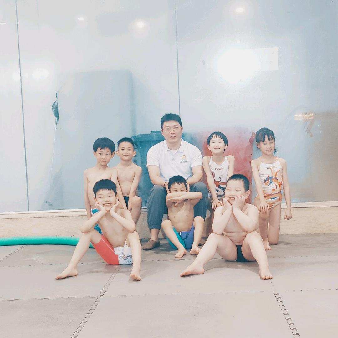 达佶小年龄组uncle.史