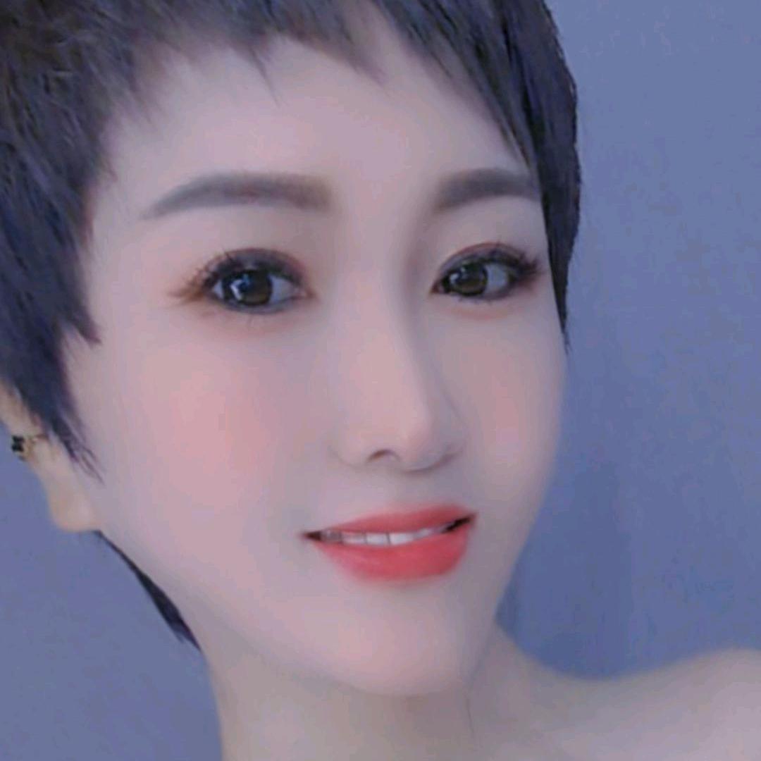 靓都服饰