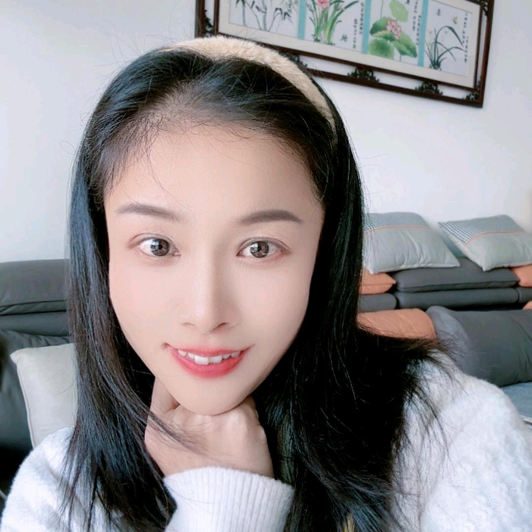 梦梦（减龄穿搭）