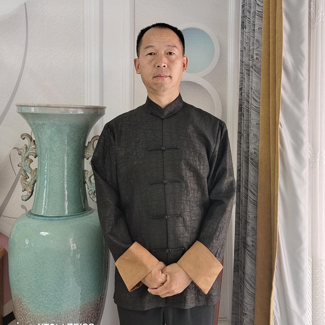 易青阁