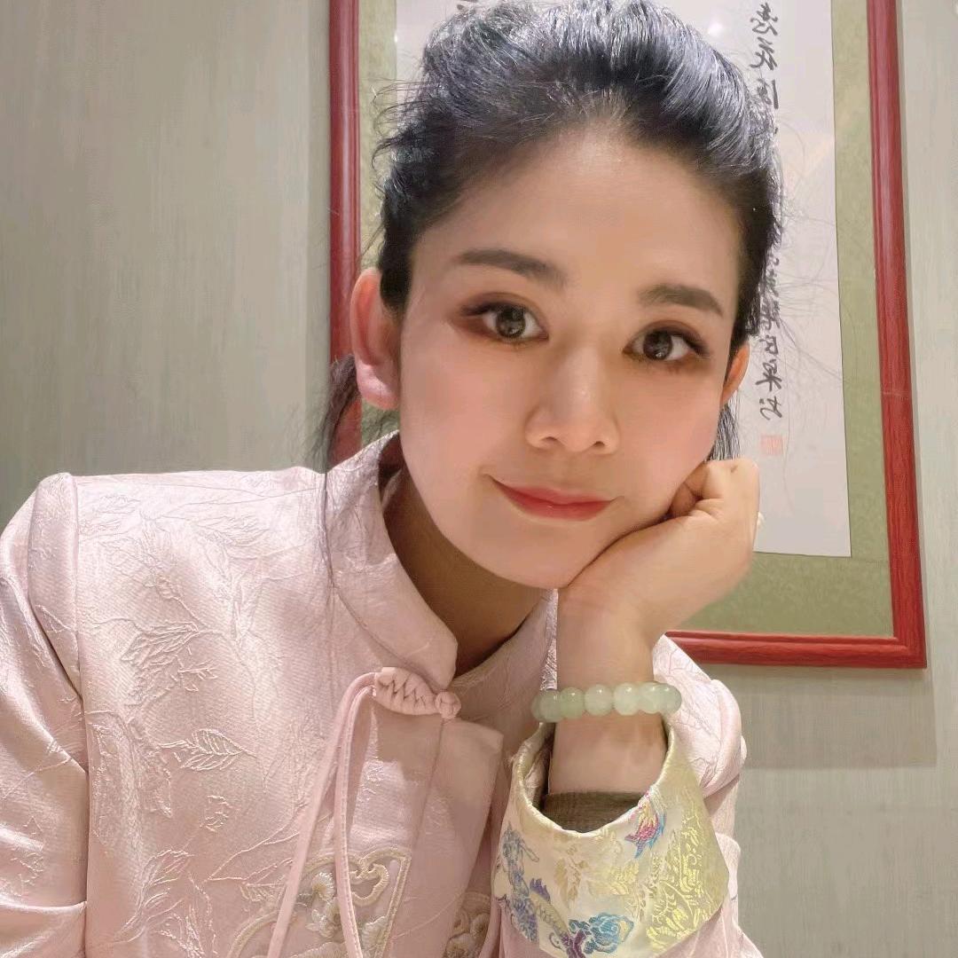 莱州市玉芳时装