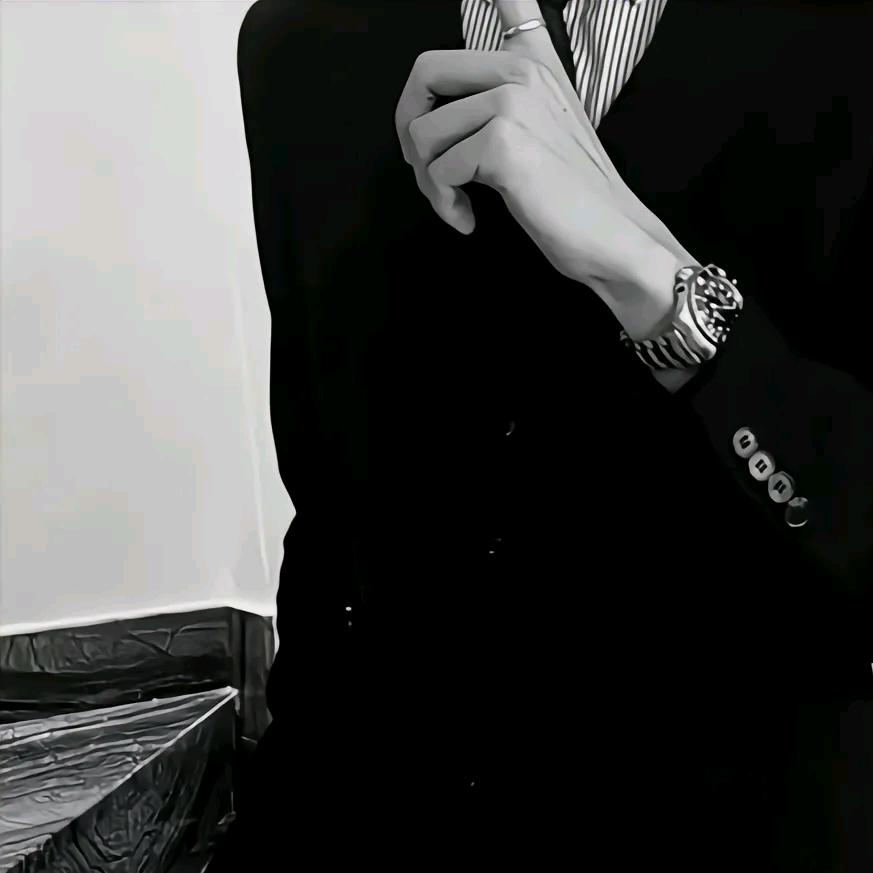 顾余²