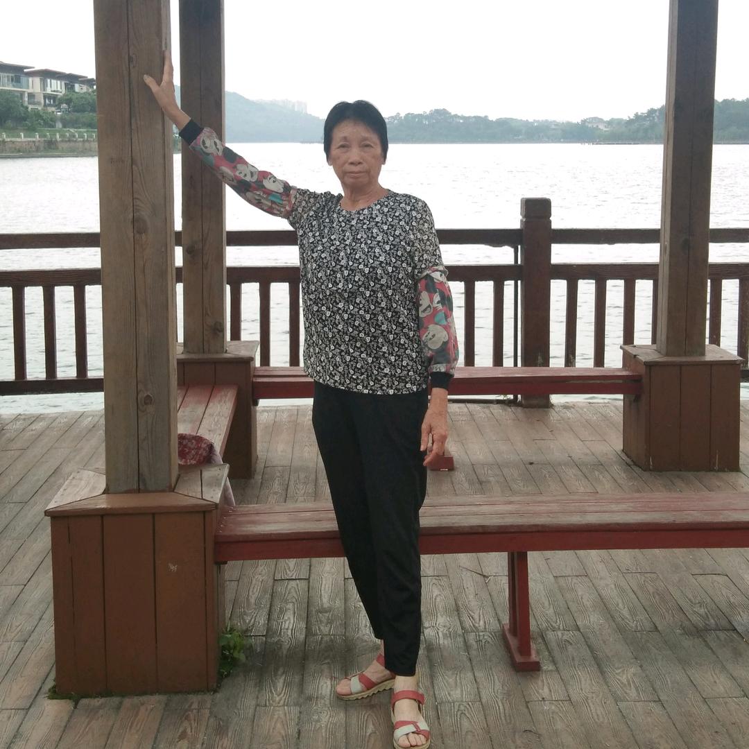 邱运葱