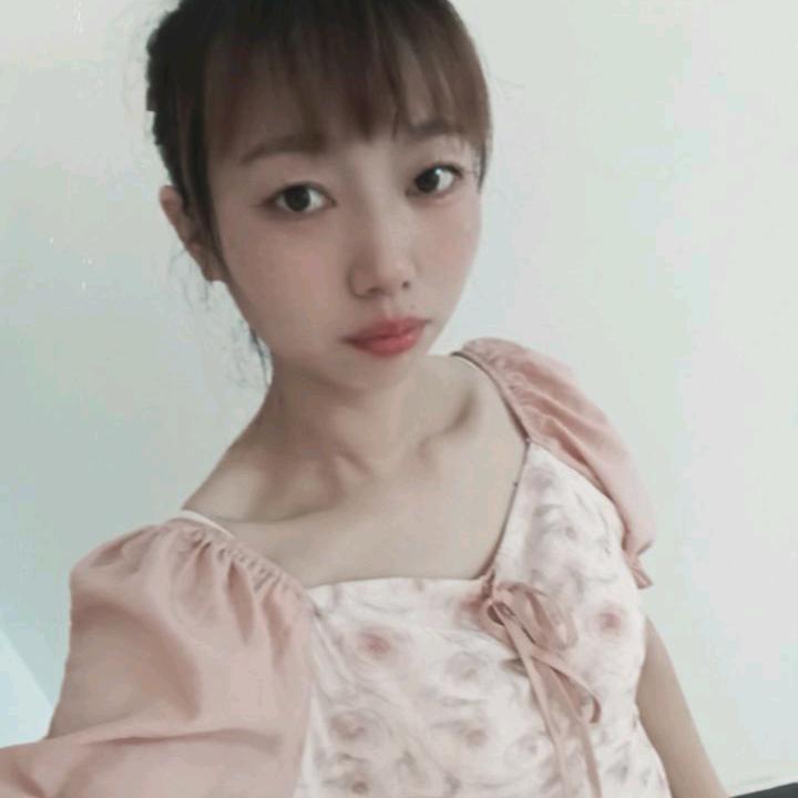@红霞