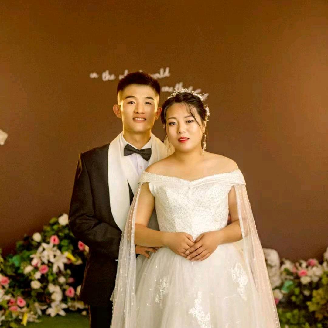 两位小宝宝的爸比✅✅✅