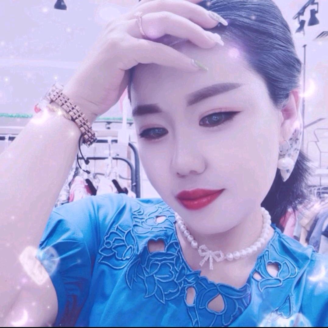 爱笑一瞬间