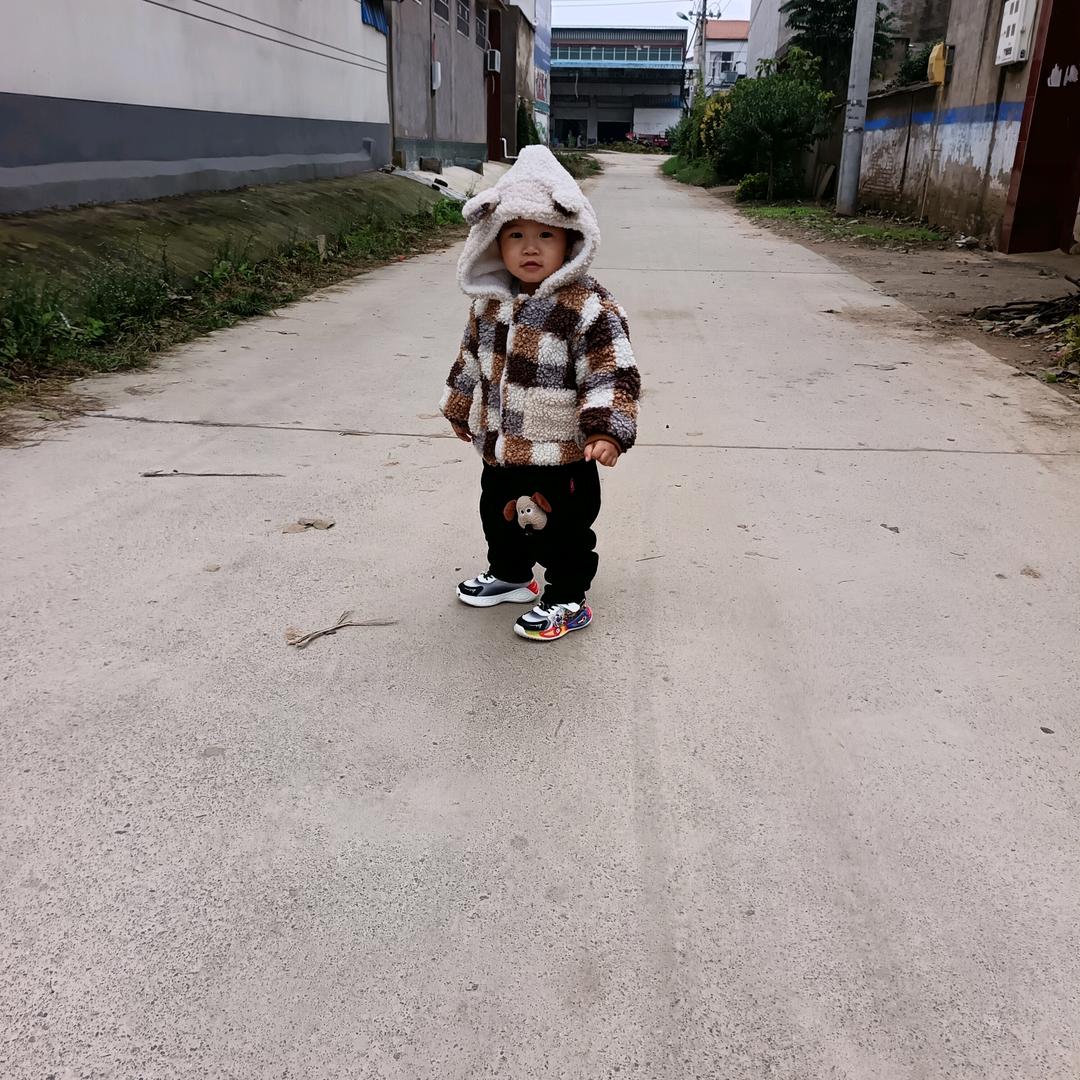 堕落的小富婆