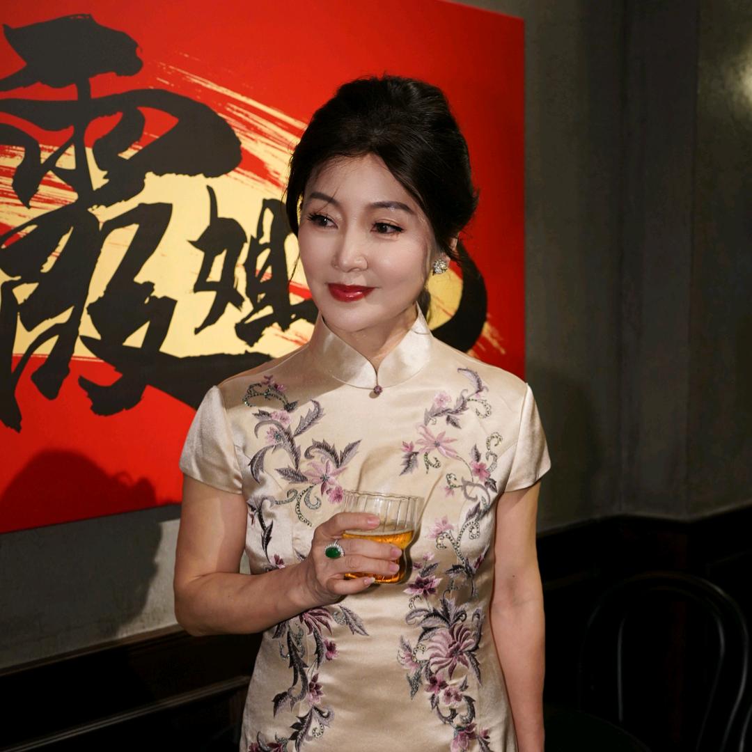 霞姐说